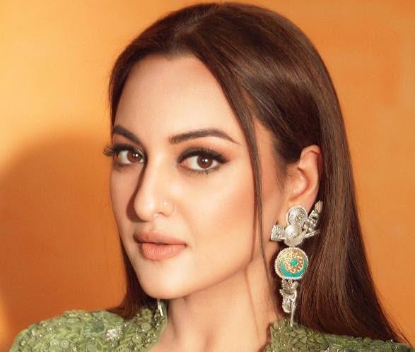 Hottest Indian Beauty #3 - 1